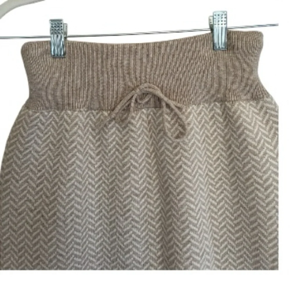 Pistache Neutral Herringbone Skirt - Beige - Size M